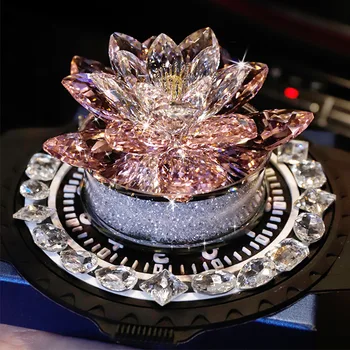 Dekoracja duchów samochodu twórcze Lotus Crystal High-end Car wewnętrzne akcesoria Crystal Lotus Diamond Decoration Without Perfume