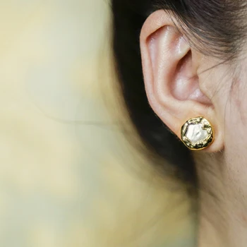 Vanssey luksusowe moda biżuteria przycisk okrągły naturalne perły barokowe kolczyki pręta partii ślubne akcesoria dla kobiet 2020 nowy