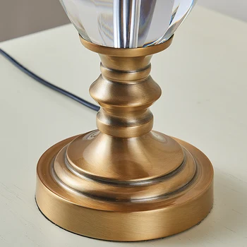 Amerykański Styl Kryształowy Lampa Ciepła Sypialnia Szafka Lampa Stołowa Ślubne Model Pokoje Salon Dekoracyjna Lampa Stołowa Led
