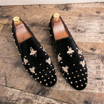YEINSHAARS nowa moda Złoty top i metalowy skarpety męskie, odzież buty Włoskie męskie buty ręcznie mokasyny