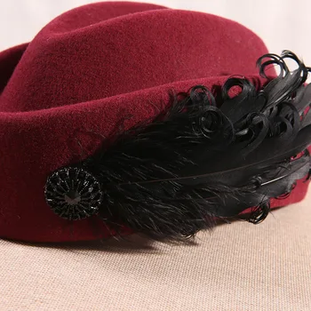 Zima brytyjska stewardessa dot czapki koreańskich kobiet pióro ozdobione bierze wełna filc czarownica kapelusz fedora 54-56 cm 56-58 cm