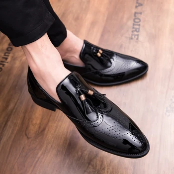 2020 gorący mężczyźni pędzelkiem wskazał męskie formalne buty wygodne mokasyny męskie poprawiny płaskie buty plus rozmiar 38-47 Drop shipping