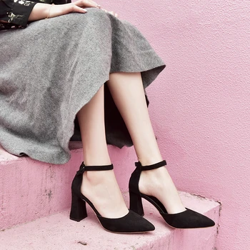 Modne średnie puste pojedyncze buty brodawki grube z wysokimi obcasami zamszowe czarne profesjonalne buty robocze Sexy eleganckie buty damskie