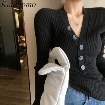 Kimutomo sweter z dzianiny dla kobiet V-neck monochromatyczny Slim Fit sweter damski Jesień-Zima Korea modne guziki, Elegancki