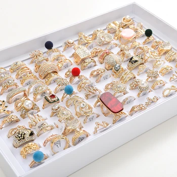 Moda 50 szt./lot damskie wykwintne biżuteria z kryształkami Party Gift ślubne obrączki ze skrzynią Mix Style (Złoty srebrny)