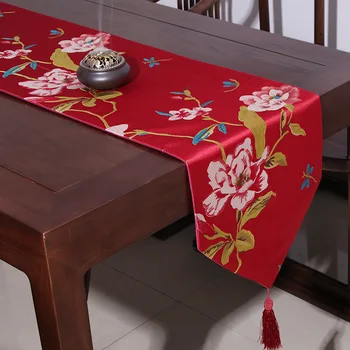 Klasyczny chiński styl Pion haft żółty stół Biegacz Ważka czerwony stół flaga dekoracja na stół z frędzlami