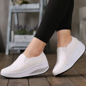 Damska wahadłowa obuwie Wiosenne obuwie na platformie mokasyny слипоны mokasyny buty Damskie na płaskiej podeszwie Zapatos De Mujer mokasyny buty
