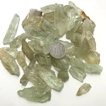 100 g kamień Naturalny szorstki nieobrobiony kamień szlachetny jasny zielony kryształ mineralny wzór kamień kwarcowy żwirek żwir szczęśliwy uzdrowienie dekoracji