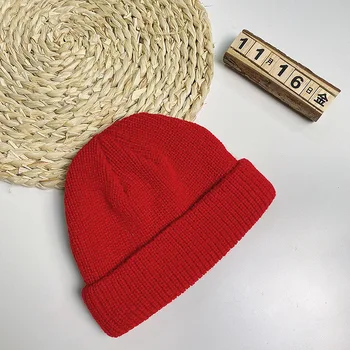 Damska jesienno-zimowa wełniana uniwersalna ciepła czapka
