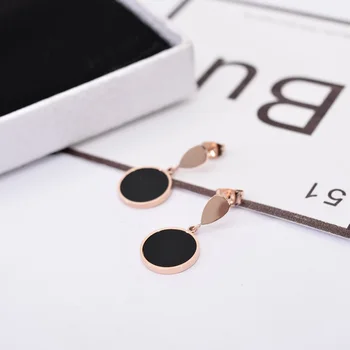 YUN systemu RUO 2018 Fashion Water Drop Round Stud Earring Rose Gold Color Woman Gift Titanium Steel Fine Jewelry Never Fade