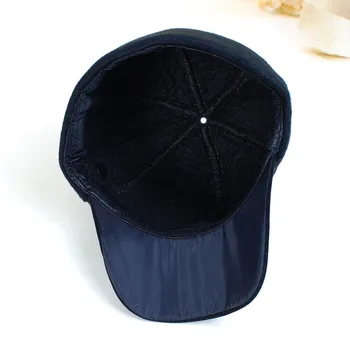 Wysokiej jakości męska czapka zimowa ciepła ochrona uszu plus aksamitna gruba wełniana czapka z daszkiem w średnim wieku ze sztucznym futerkiem wewnątrz